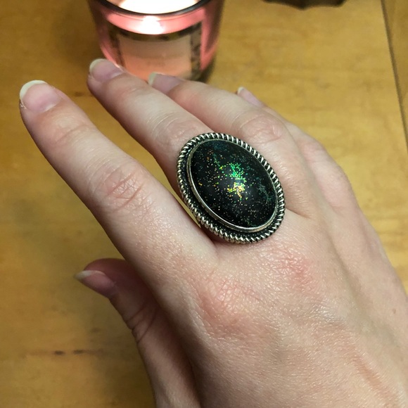 ⚡️SALE Handmade Resin Ring - Picture 3 of 3